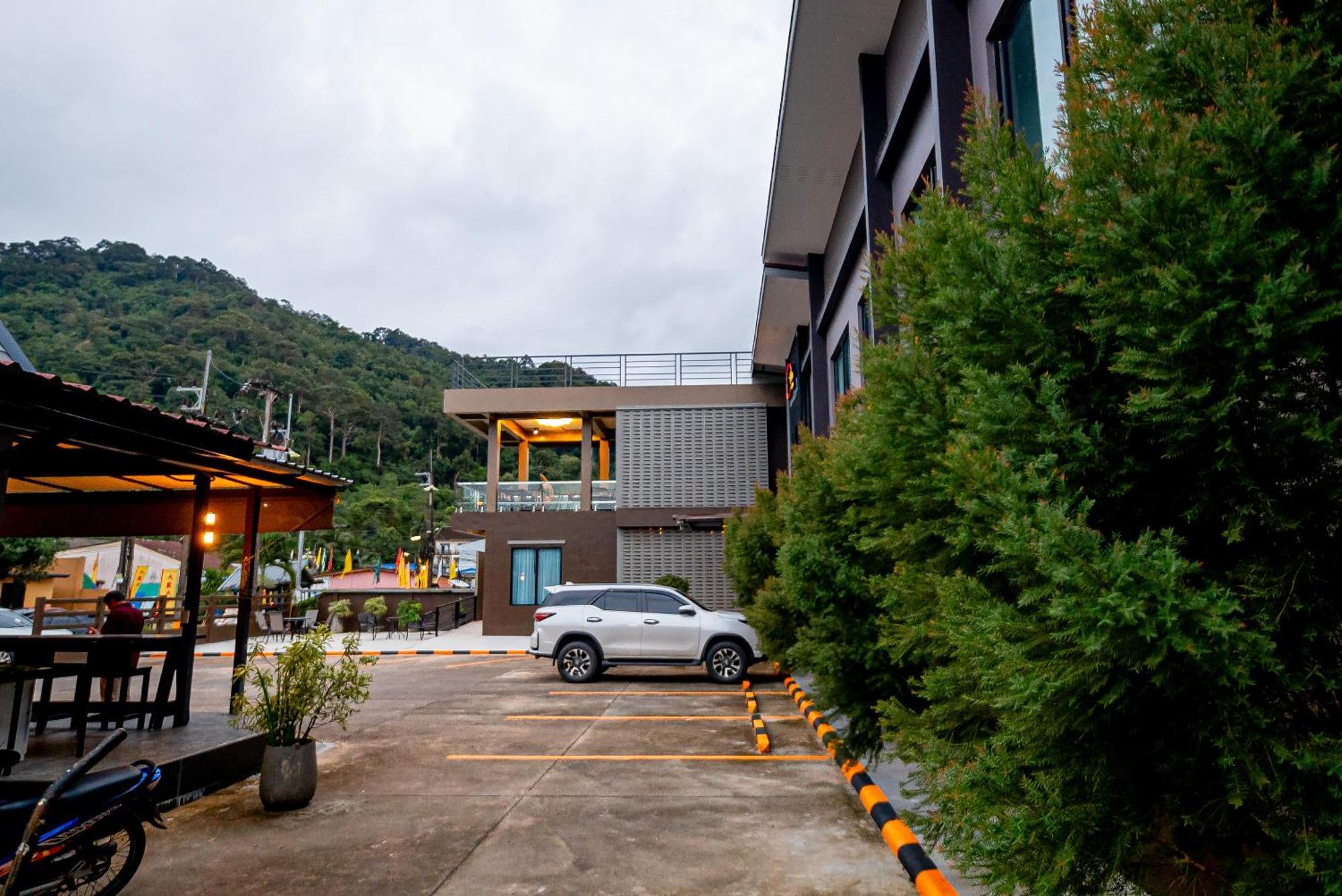 Tobedzz Hotel Ранонг Экстерьер фото