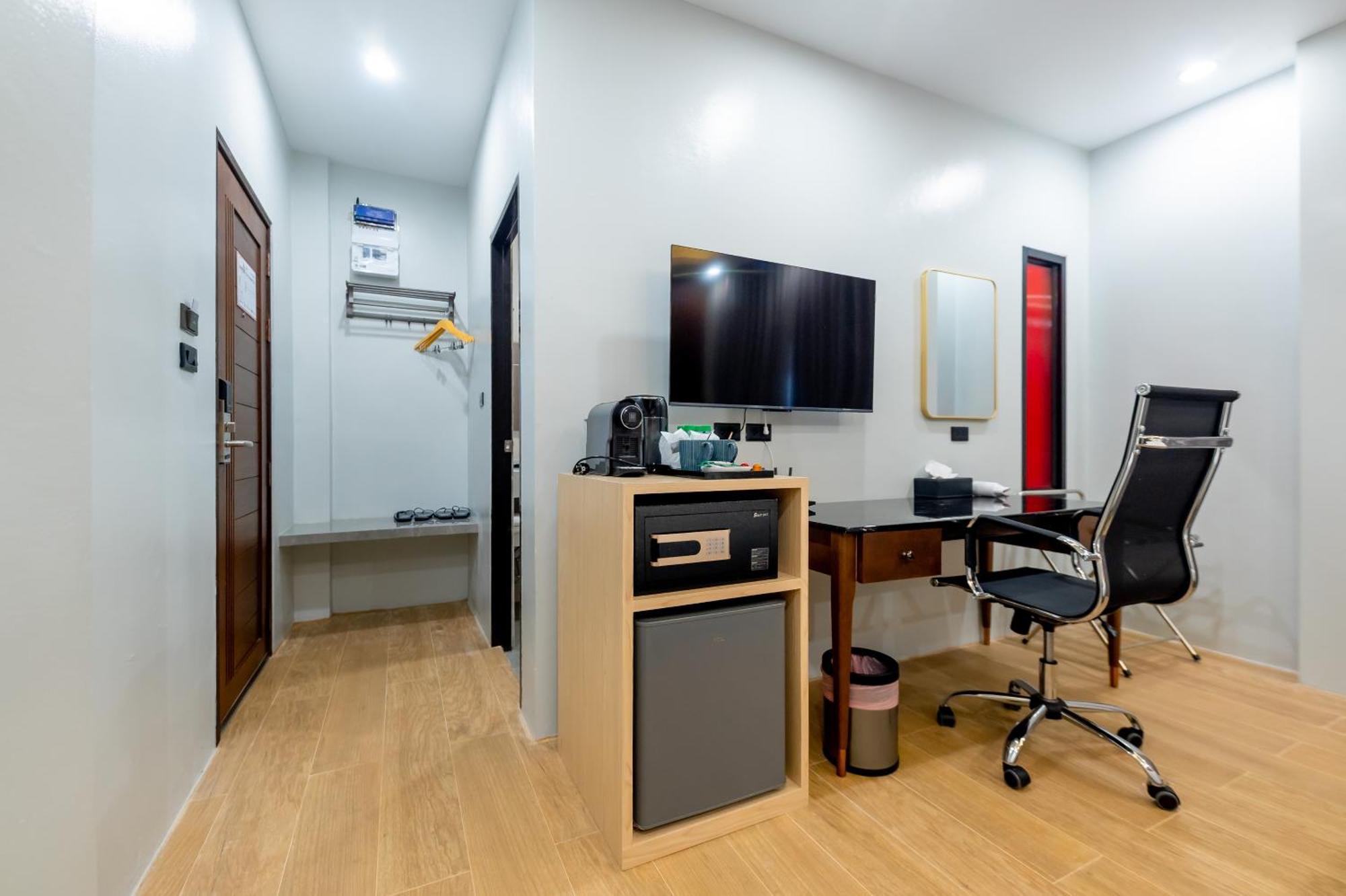 Tobedzz Hotel Ранонг Экстерьер фото